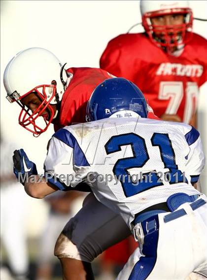 Thumbnail 2 in Goose Creek Memorial vs Barbers Hill  photogallery.