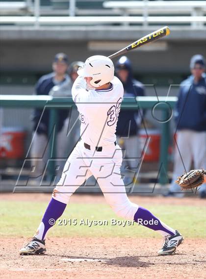 Thumbnail 3 in St. Thomas Aquinas vs. College Station (National High School Invitational) photogallery.