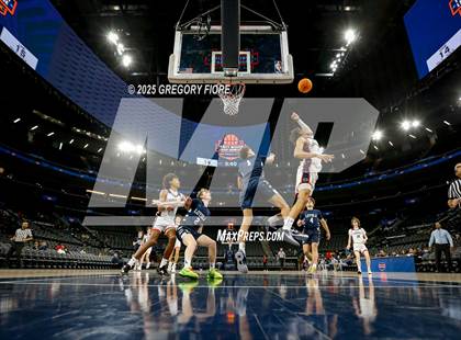 Thumbnail 2 in Loyola vs. Chaminade (Trinity Mission League Showcase) photogallery.