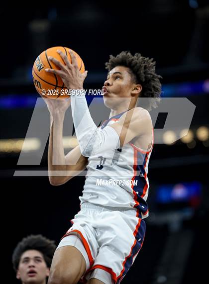 Thumbnail 2 in Loyola vs. Chaminade (Trinity Mission League Showcase) photogallery.