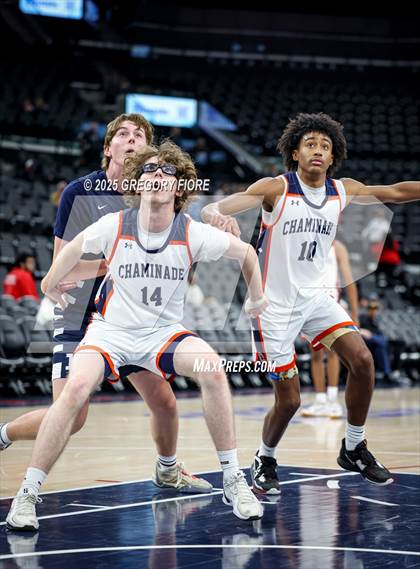 Thumbnail 3 in Loyola vs. Chaminade (Trinity Mission League Showcase) photogallery.