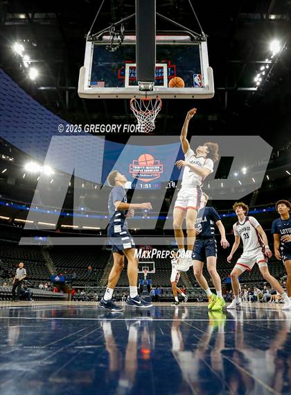Thumbnail 1 in Loyola vs. Chaminade (Trinity Mission League Showcase) photogallery.