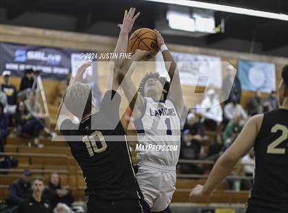 Thumbnail 2 in Carlsbad vs. Archbishop Mitty (Torrey Pines Holiday Classic) photogallery.