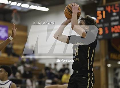 Thumbnail 3 in Carlsbad vs. Archbishop Mitty (Torrey Pines Holiday Classic) photogallery.