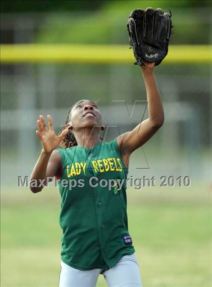 Thumbnail 3 in Butler @ Lee photogallery.