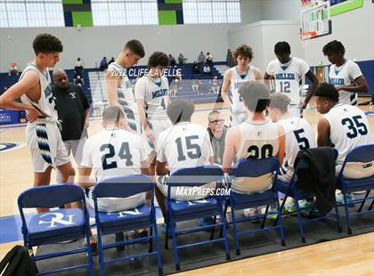 Thumbnail 3 in Porter Gaud vs Miller School of Albemarle (Lowcountry Roundball Classic) photogallery.