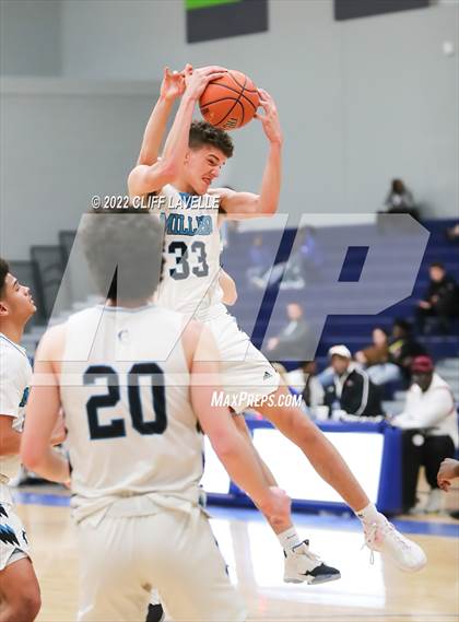Thumbnail 2 in Porter Gaud vs Miller School of Albemarle (Lowcountry Roundball Classic) photogallery.