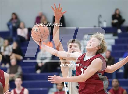 Thumbnail 3 in Porter Gaud vs Miller School of Albemarle (Lowcountry Roundball Classic) photogallery.