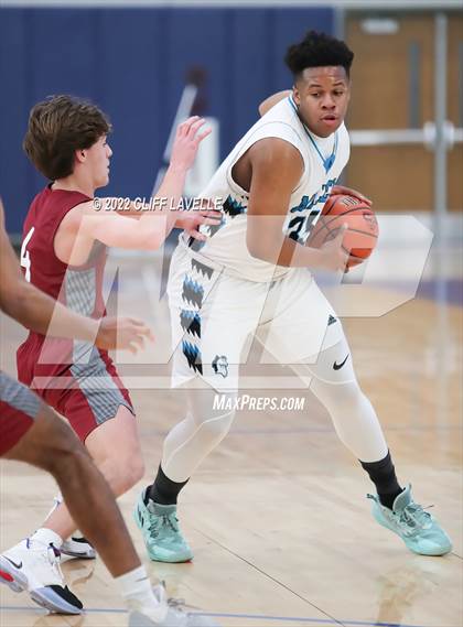 Thumbnail 3 in Porter Gaud vs Miller School of Albemarle (Lowcountry Roundball Classic) photogallery.