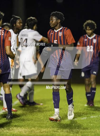 Thumbnail 3 in Lewisburg vs Southaven photogallery.
