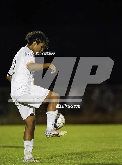 Thumbnail 2 in Lewisburg vs Southaven photogallery.