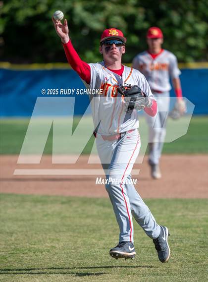 Thumbnail 2 in Mt. Carmel @ San Pasqual photogallery.