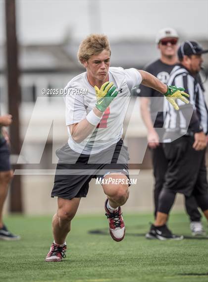 Thumbnail 2 in Mission Viejo VS Servite (Battle at the Beach 7on7) photogallery.