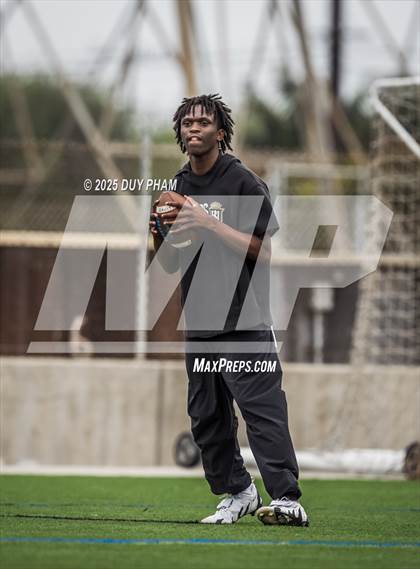 Thumbnail 2 in Mission Viejo VS Servite (Battle at the Beach 7on7) photogallery.