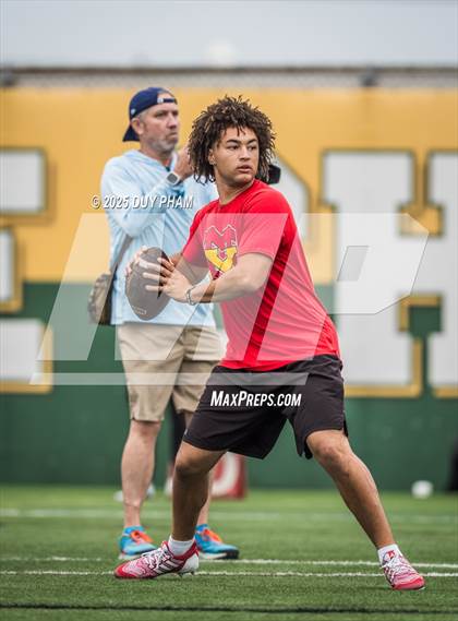 Thumbnail 3 in Mission Viejo VS Servite (Battle at the Beach 7on7) photogallery.