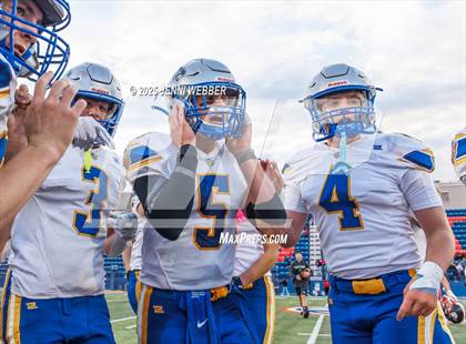 Thumbnail 2 in Pahranagat Valley vs Tonopah (NIAA 1A Final) photogallery.