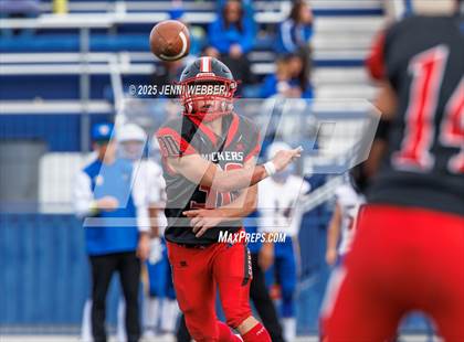 Thumbnail 2 in Pahranagat Valley vs Tonopah (NIAA 1A Final) photogallery.