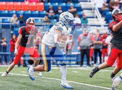 Thumbnail 2 in Pahranagat Valley vs Tonopah (NIAA 1A Final) photogallery.