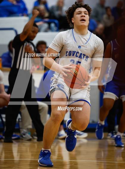Thumbnail 1 in FR: Highlands vs Covington Catholic photogallery.