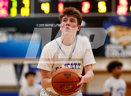 Thumbnail 2 in FR: Highlands vs Covington Catholic photogallery.