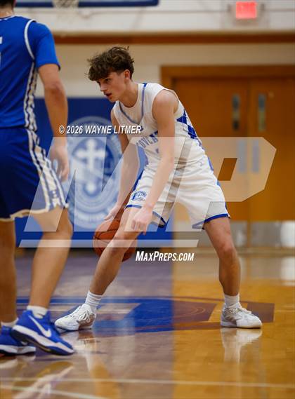 Thumbnail 3 in FR: Highlands vs Covington Catholic photogallery.