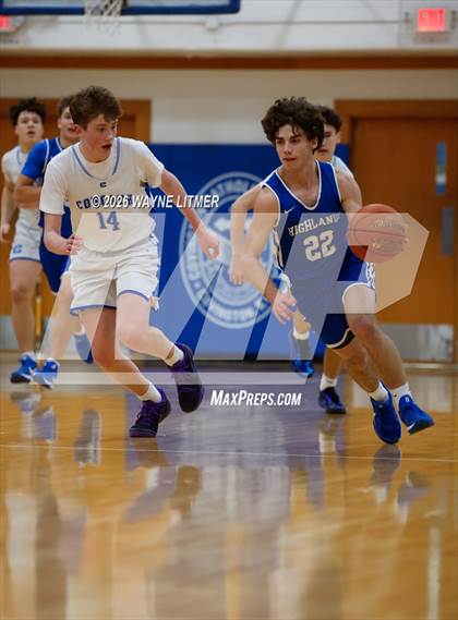 Thumbnail 2 in FR: Highlands vs Covington Catholic photogallery.