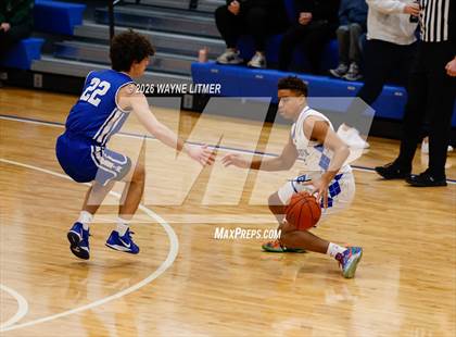Thumbnail 3 in FR: Highlands vs Covington Catholic photogallery.