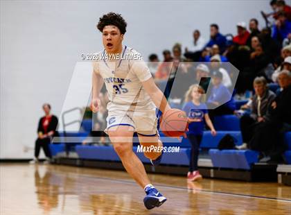 Thumbnail 1 in FR: Highlands vs Covington Catholic photogallery.