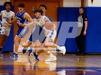 Thumbnail 1 in FR: Highlands vs Covington Catholic photogallery.