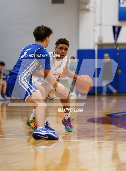 Thumbnail 2 in FR: Highlands vs Covington Catholic photogallery.