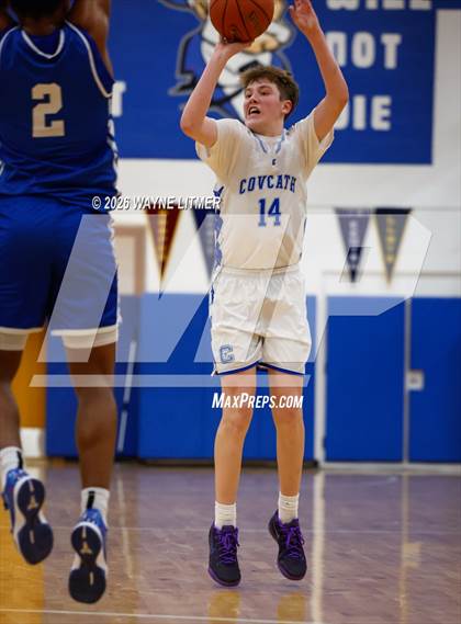 Thumbnail 3 in FR: Highlands vs Covington Catholic photogallery.