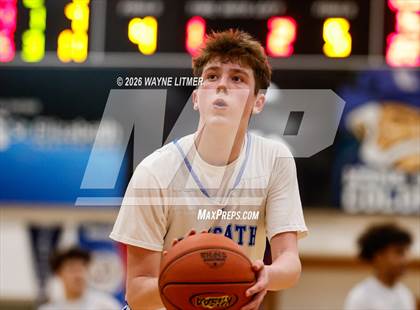 Thumbnail 1 in FR: Highlands vs Covington Catholic photogallery.