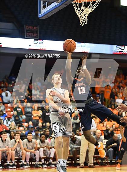 Thumbnail 1 in Oak Park-River Forest vs. Fenwick (Chicago Elite Classic) photogallery.