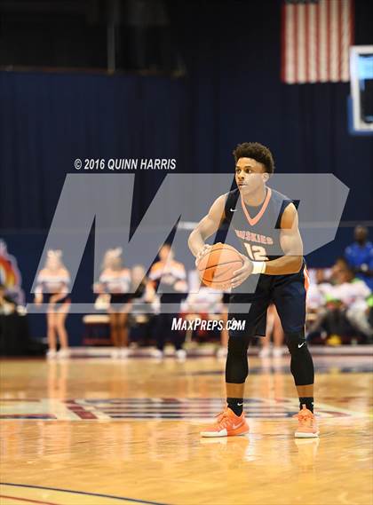 Thumbnail 2 in Oak Park-River Forest vs. Fenwick (Chicago Elite Classic) photogallery.