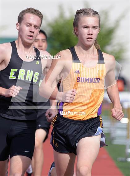 Thumbnail 2 in Sumner vs Emerald Ridge photogallery.