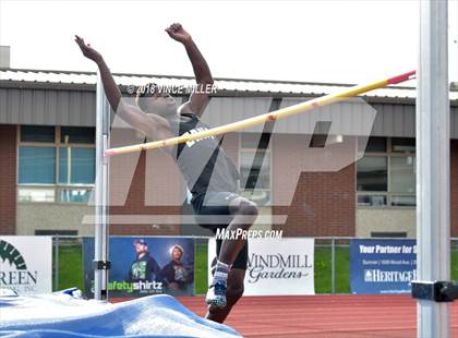 Thumbnail 3 in Sumner vs Emerald Ridge photogallery.