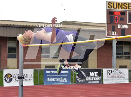 Thumbnail 1 in Sumner vs Emerald Ridge photogallery.