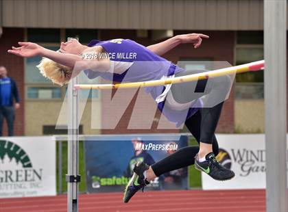 Thumbnail 1 in Sumner vs Emerald Ridge photogallery.