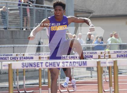 Thumbnail 3 in Sumner vs Emerald Ridge photogallery.