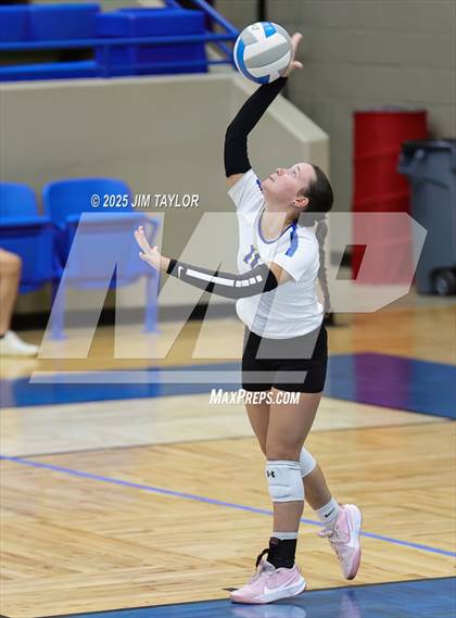 Thumbnail 1 in JV: Meridian @ Lipan photogallery.