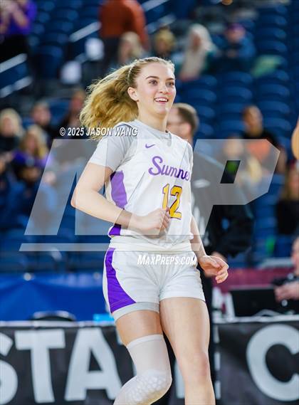 Thumbnail 1 in Sumner vs. Camas (WIAA 4A Quarter Final) photogallery.