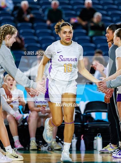 Thumbnail 1 in Sumner vs. Camas (WIAA 4A Quarter Final) photogallery.