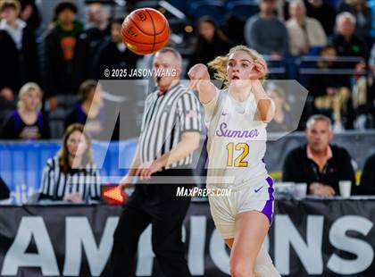 Thumbnail 2 in Sumner vs. Camas (WIAA 4A Quarter Final) photogallery.