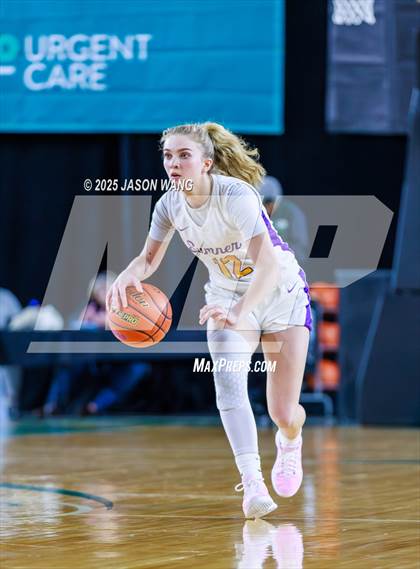 Thumbnail 1 in Sumner vs. Camas (WIAA 4A Quarter Final) photogallery.