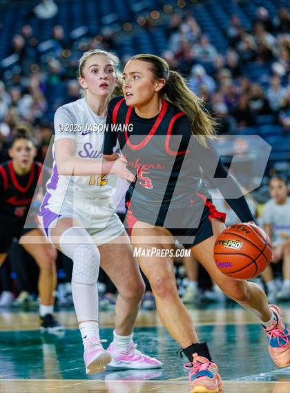 Thumbnail 3 in Sumner vs. Camas (WIAA 4A Quarter Final) photogallery.
