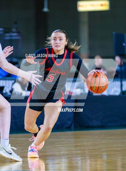 Thumbnail 2 in Sumner vs. Camas (WIAA 4A Quarter Final) photogallery.