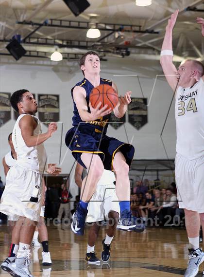 Thumbnail 3 in Central Catholic @ Gateway photogallery.
