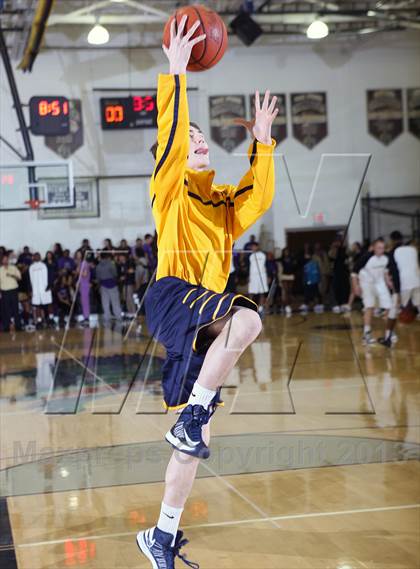 Thumbnail 3 in Central Catholic @ Gateway photogallery.