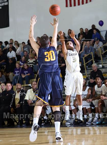 Thumbnail 2 in Central Catholic @ Gateway photogallery.