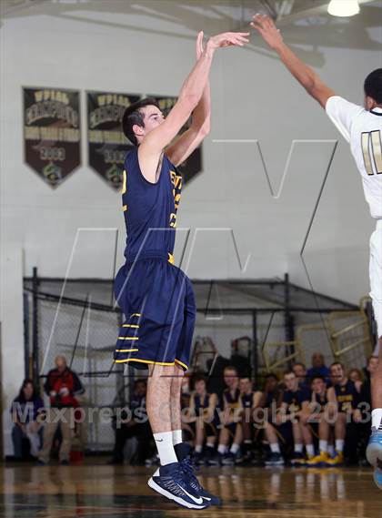 Thumbnail 1 in Central Catholic @ Gateway photogallery.